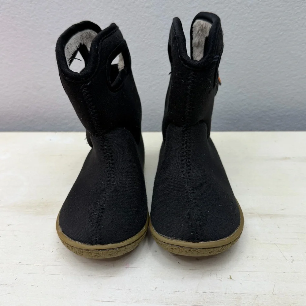 Bogs Black Insulated Rain Boots Size 7 Kids